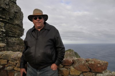 20090820094150 - Shane at the Cliffs of Cape Point